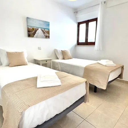 - 2 Bedrooms Appartement Albufeira